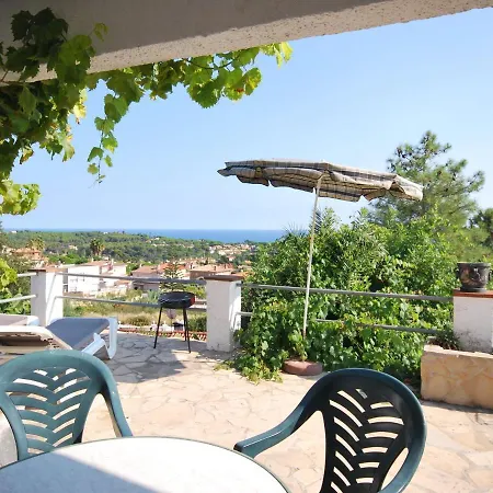 Feriehus A Picturesque Wine House Now Refurbished Into In Lloret de Mar